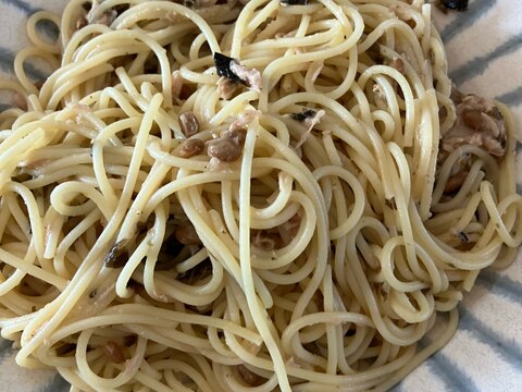 ザバンのりと納豆のパスタ